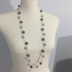 2 layer grey/ dark gray pearls necklace